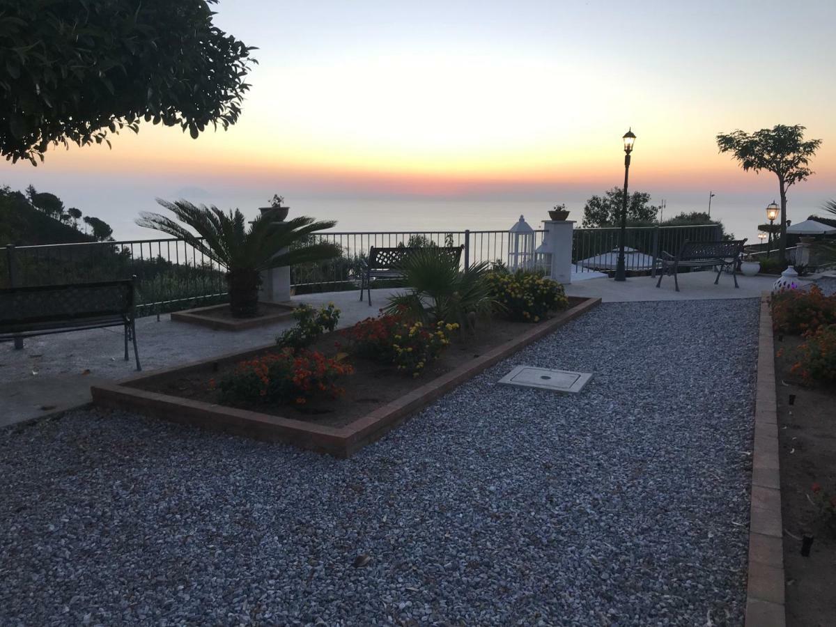 Villa Del Conte Drapia Eksteriør bilde